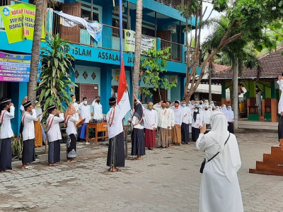XVI